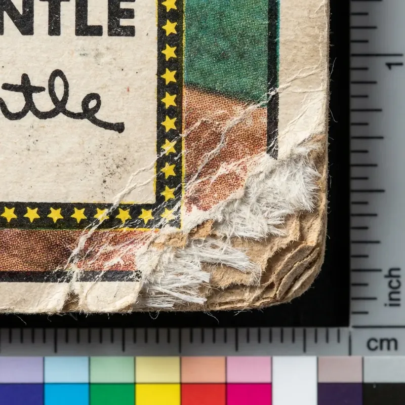 Microscope view of edge chipping