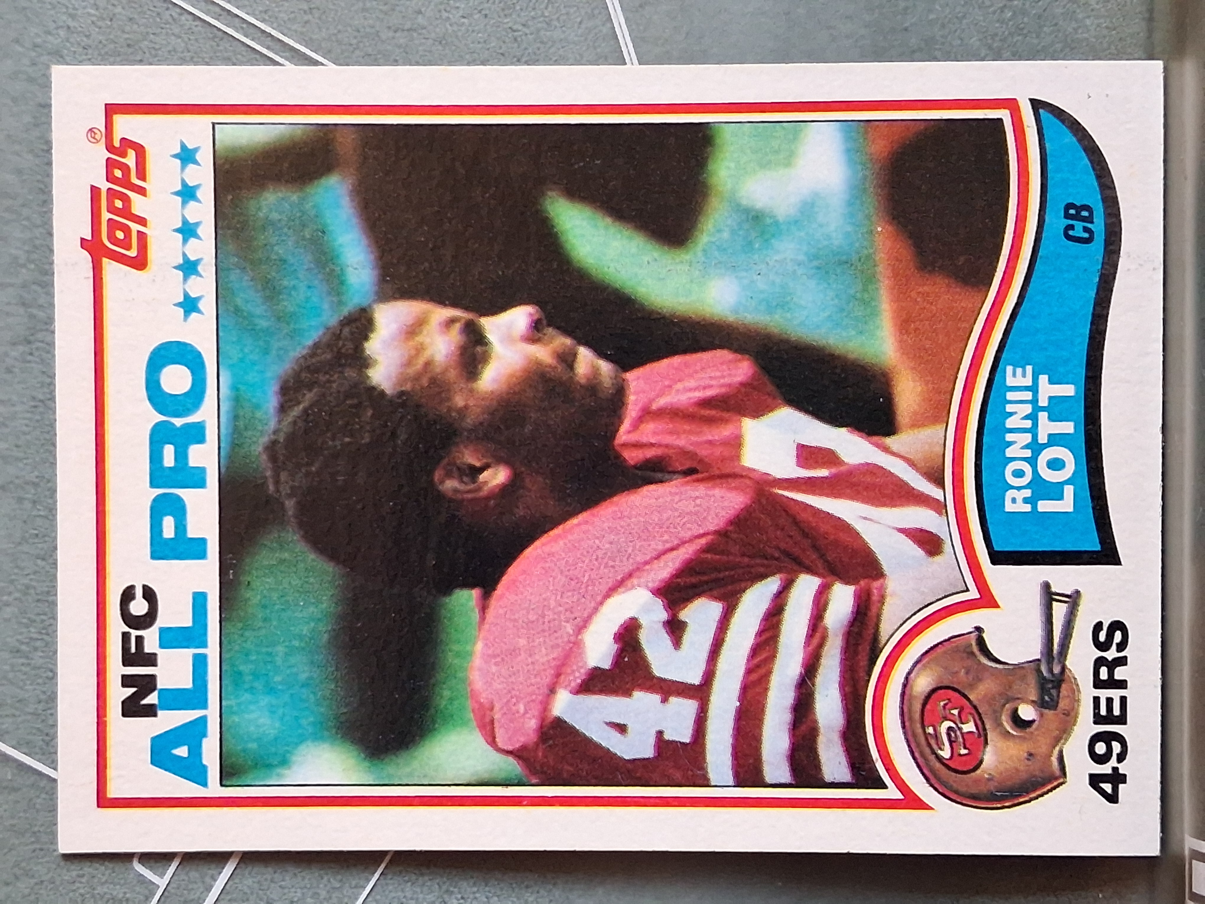 1982 Ronnie Lott — Topps #486
